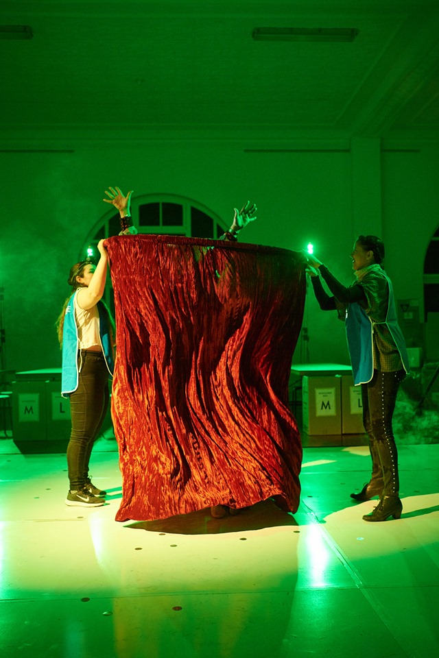 getting changed into wowzzzeee